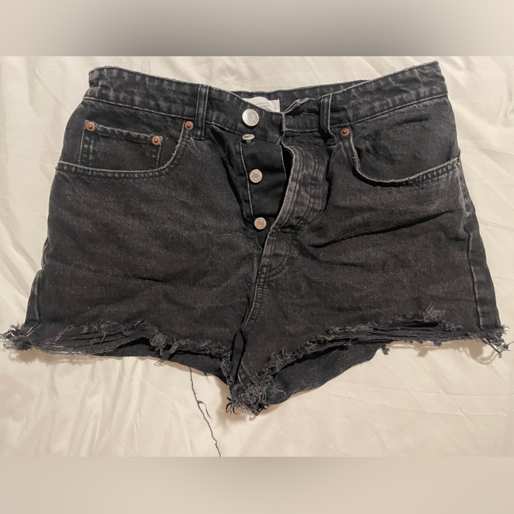 Zara high waisted cutoff denim shorts in black